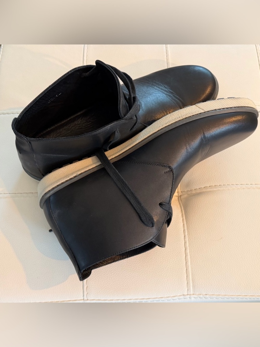 Vince Men’s Black Leather Chukka Boots Made in Italy Size 10 - Picture 2 of 3